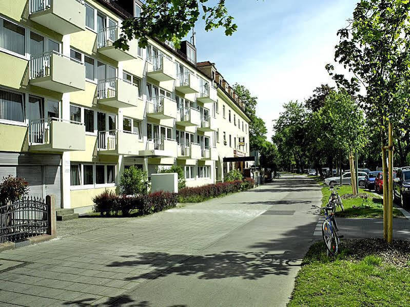 Frederics Muenchen City Olympiapark Екстериор снимка